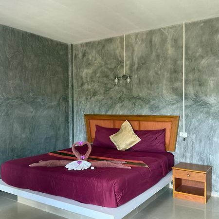 Lanta Natural Hut Garden Ko Lanta Exteriör bild